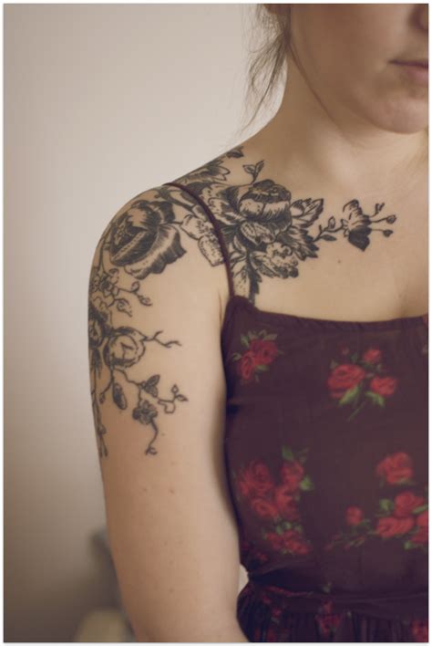 29 Awesome Shoulder Tattoo Designs For Women Awesome Tat