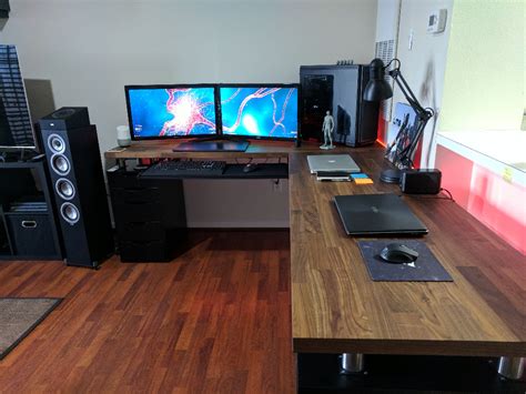 With the exponential growth of gaming (and still, some types of desks are better at facilitating a functional gaming setup than others. Design/Illustration Work/Game Battlestation (WIP) - Imgur ...