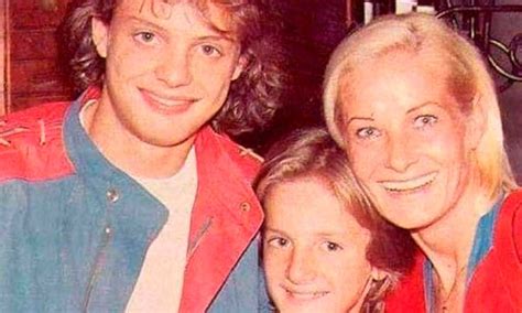 Patricia manterola confiesa sus encuentros con luis miguel!! La relación entre Luis Miguel y los De la Madrid