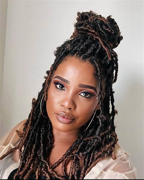 35 Hottest Faux Locs Styles In 2023 Anyone Can Do 2023