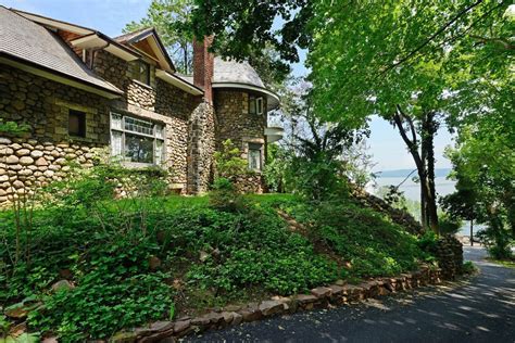 Cobblestone Home Outside Nyc Is A Dream Asks 18m Curbed