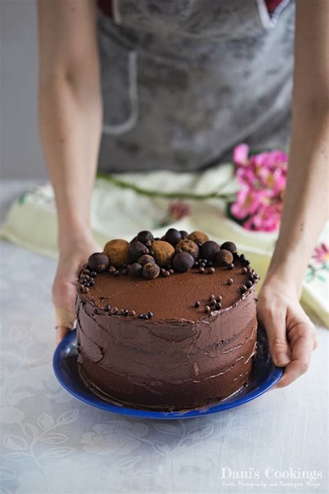 Chocolate birthday cake images and photo, birthday cakes. Easy Homemade Chocolate Cake | Dani's Cookings