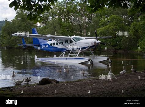 Blue And White Cessna C208 Caravan Amphibian Seaplane Stock Photo Alamy