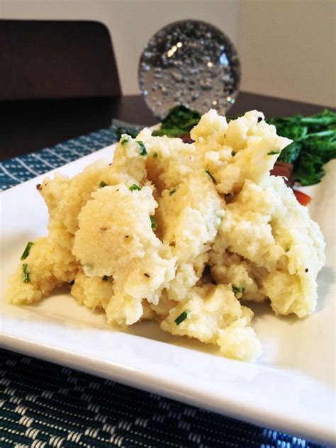 Mashed Cauliflower With Roasted Garlic And Chives Vegan Side Dishes