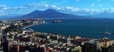 Ville De Naples Arts Et Voyages