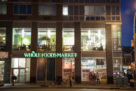 Grocery stores supermarkets & super stores delicatessens. New Whole Foods Planned Near Bryant Park - WSJ