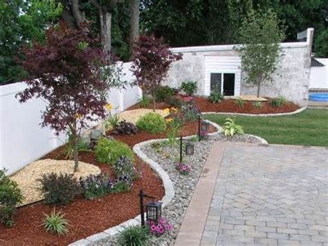 Keep soil and grass from being walked into your hallway with a simple garden path, which. No Grass Front Yard Landscaping Ideas, front yard ...
