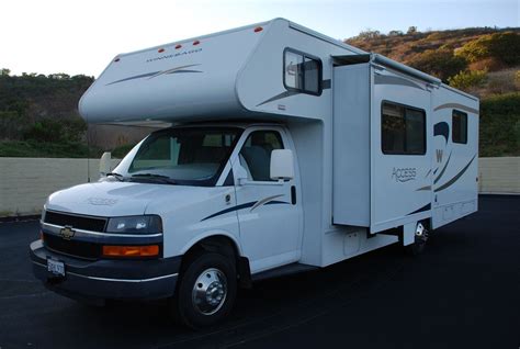 Check Out This 2007 Winnebago Access 29t Listing In Carlsbad Ca 92586