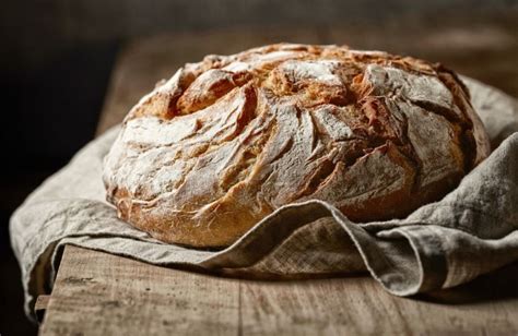 Pour réaliser 3 ou 4 jolis pains maison, au graines, voici la recette. Comment je réalise un pain maison sans appareil à pain