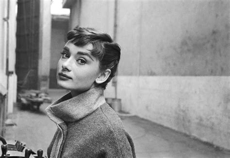 Audrey Hepburn 1954 © 2007 Mark Shaw Pl