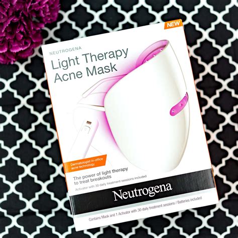 First Look Neutrogenas Light Therapy Acne Mask Jessoshii