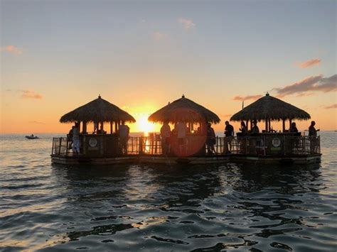 Best Floating Tiki Hut Boat Cruises In The Usa