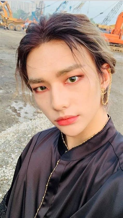 Bts jin has featured this hairstyle a few times over his career and also most recently a popular community forum post highlighted multiple shots of jin in his mullet hair jun hyun moo apologizes over 'i live alone's plummet in ratings after his return to the show. Hyunjin Long Hair Wallpapers - Wallpaper Cave