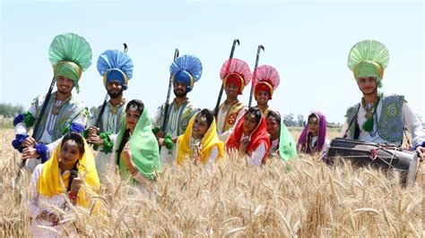 Baisakhi 2019 Significance History And Rituals Of This Harvest