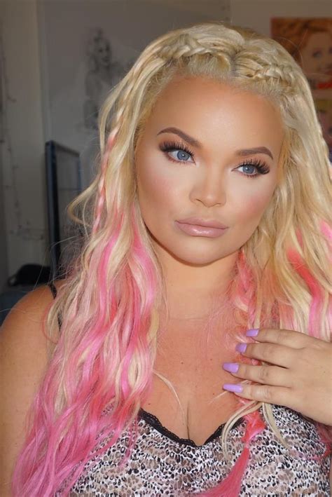 Pin By Youtube Land On Trisha Paytas Blonde Hair Makeup Makeup For Blondes Different Makeup