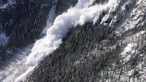 Video Deadly Historic Avalanches Wreak Havoc In Colorado Abc News