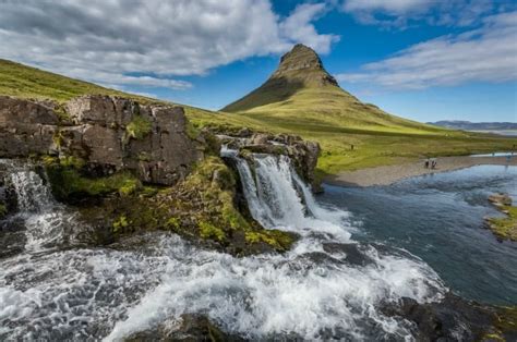 Why I Want To Visit Iceland Zenas Suitcase
