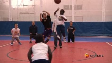 New York Towers Dwarf Basketball Team Want Little Nba Huffpost Sports