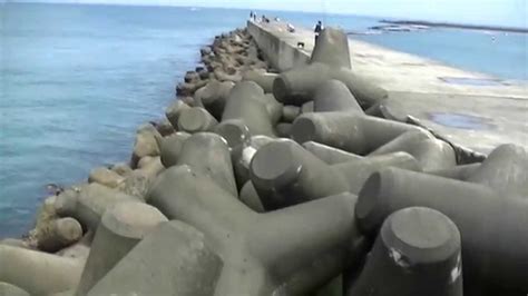 Tetrapod In Japan They Are Everywhere Youtube
