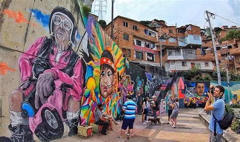 Commune 13 An Graffiti Experience Feel Medellín