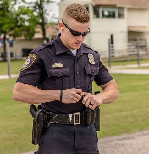 Verizon First Responder Discount Men In Uniform Hot Cops Men