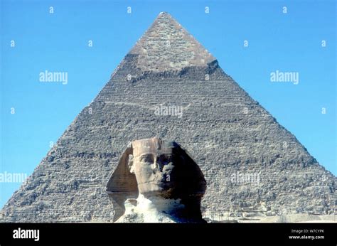 the sphinx and pyramid of khafre chephren giza egypt 4th dynasty 26th century bc artist