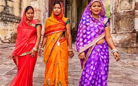 ¿qué Es El Sari La Vestimenta Típica De Las Mujeres De La India Majestic