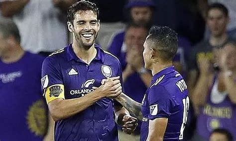 Kaká cumplió 38 años y Yoshimar Yotún lo saludó por Instagram Orlando City MLS América