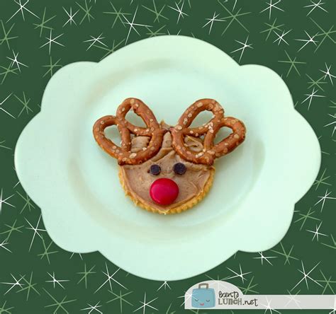 Make Easy Reindeer Cracker Snacks