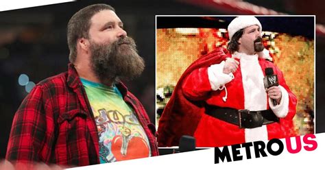 Wwe Mick Foley On How Santa Claus Live Crowds Help With Low Moments Metro News