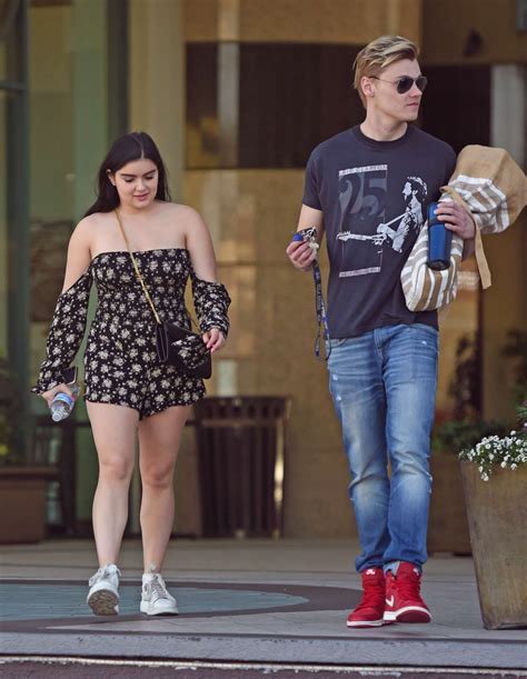Ariel Winter Out For Lunch At The Encino Commons In Encino Ariel