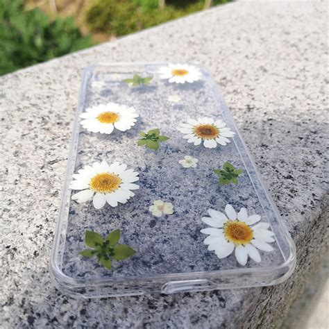 daisy real flowers phone case floral daisies cover for iphone etsy