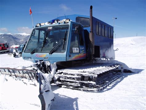 An Appreciation Of Snowcats Snowcat Design And Snowcat Operation