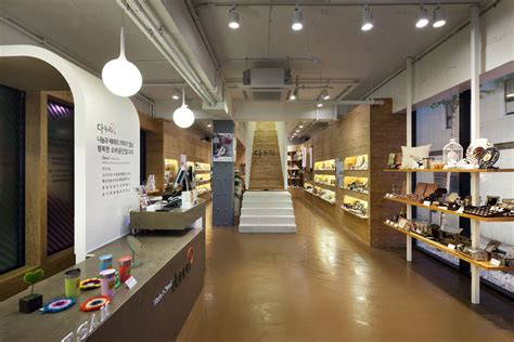 Unique Design Ideas for Retail Store: Danuri Kangnam Store in South ...