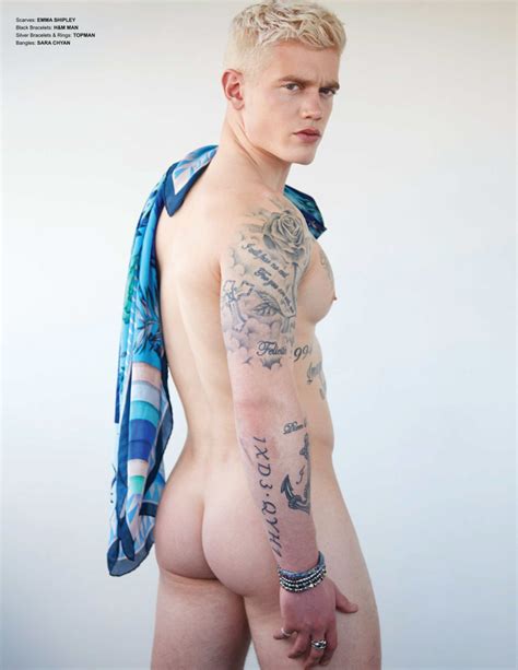 British Model Charlie Auterac Poses Naked For Desnudo Magazine Cocktails Cocktalk