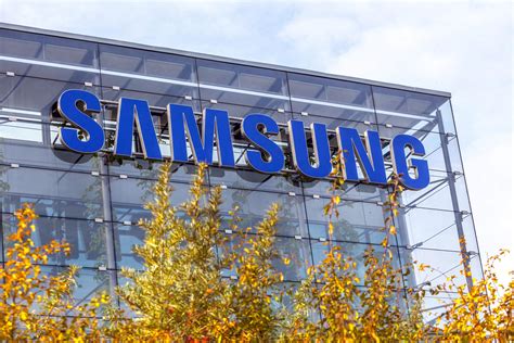 Samsung Instala En India La Fábrica De Smartphones Más Grande Del Mundo