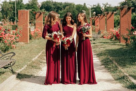 15 Astonishing Ideas Of Burgundy Bridesmaid Dresses The Best Wedding