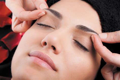 Eyebrow Growth Everything You Need To Know For Faster Growth Hair World Magazine