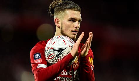 Discover everything you want to know about harvey elliott: Watch: Liverpool Starlet Harvey Elliott Scores An Epic ...