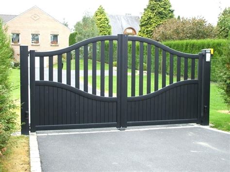Wooden gates, driveway gates, swing gates, sliding gates, entrance gates, electric gates. Image result for deacorative electric wood gates ...