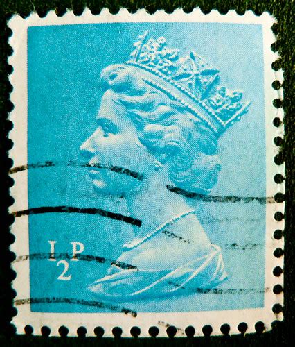 Old Stamp England Gb Uk 12p 05p Great Britain Machin 12 Flickr