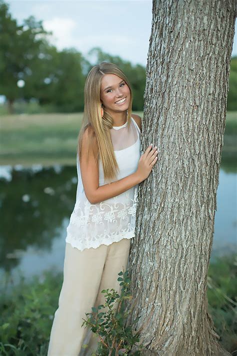 Senior Pictures Kendall Senior Portraits Austin Texas By Dustin Meyer Photography