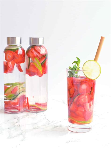 Strawberry Detox Water A Cleansing Weight Loss Drink Recipe