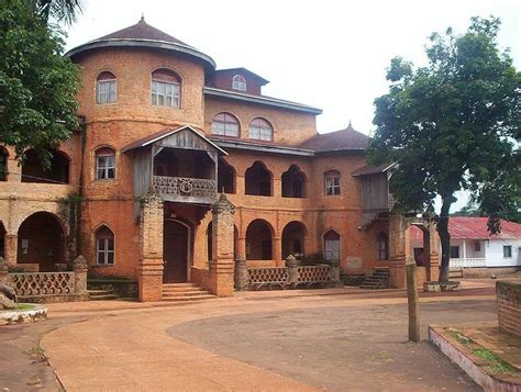 Royal Palace Of Foumban Cameroon Cameroon Tourism African House