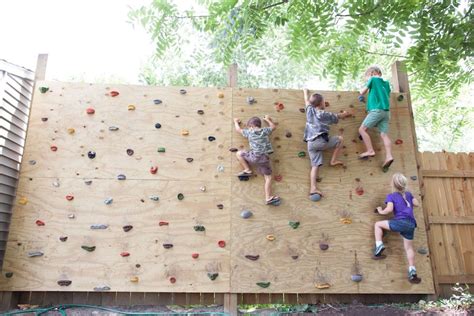 Whether you want to build a simple indoor structure or an impressive backyard maze, take a look at these inspiring rock climbing walls for kids to get you started. for backyard | Climbing wall kids, Kids climbing, Diy ...