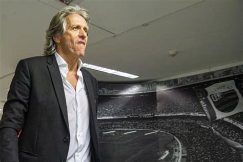 É isso que enxergo do um jesus novo, focado, com muita vontade de trabalhar. Jorge Jesus é arrogante? Relembre frases polêmicas do ...