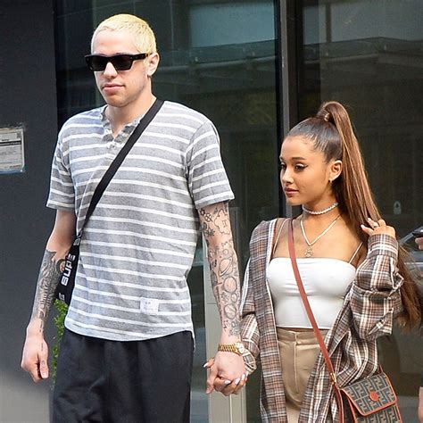 Pete Davidson And Ariana Grande Did Not Break Up—theyre Taking A