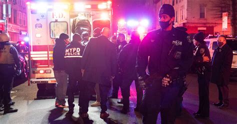 police officer is shot while responding to armed confrontation in brooklyn the new york times