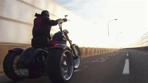 Trijya Custom Trike Style Apophis For Harleydavidson