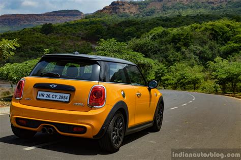 Mini Cooper S With Jcw Tuning Kit 2017 Review
